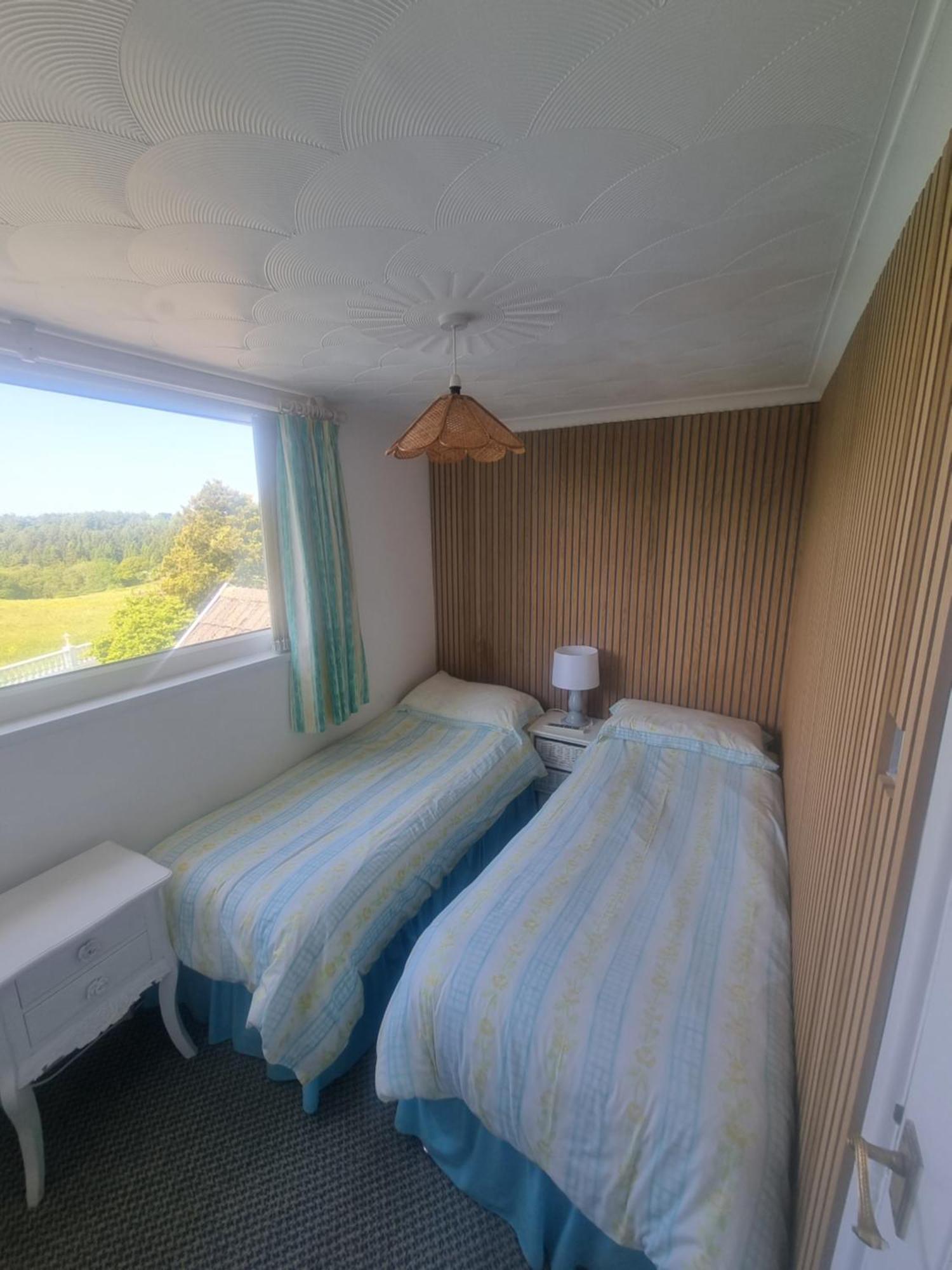 Beautiful Apartment With Private Pool Near Tenby Kilgetty Værelse billede